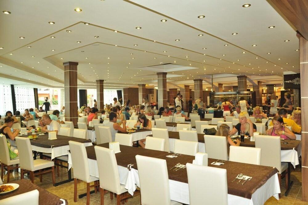 Club Tess Hotel Konakli Bagian luar foto