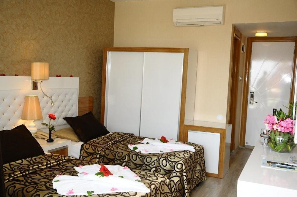 Club Tess Hotel Konakli Bagian luar foto