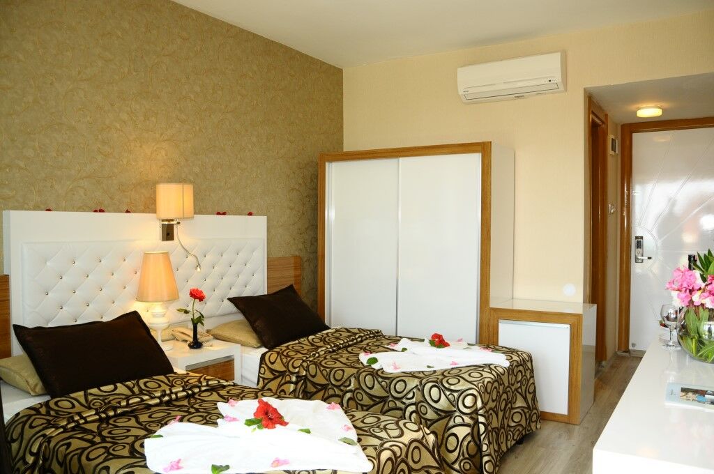 Club Tess Hotel Konakli Bagian luar foto